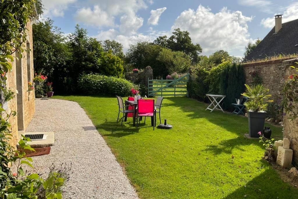 Gite En Cotentin Villa Etienville Exterior foto